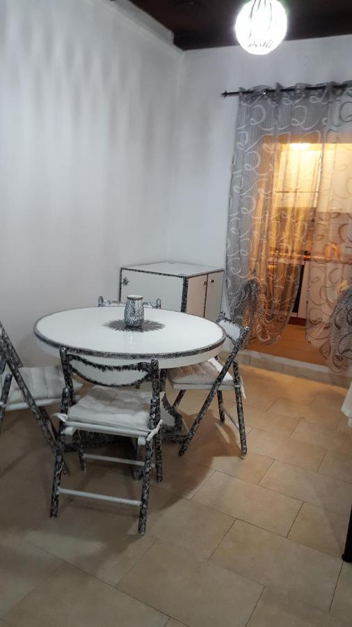 S Apartment